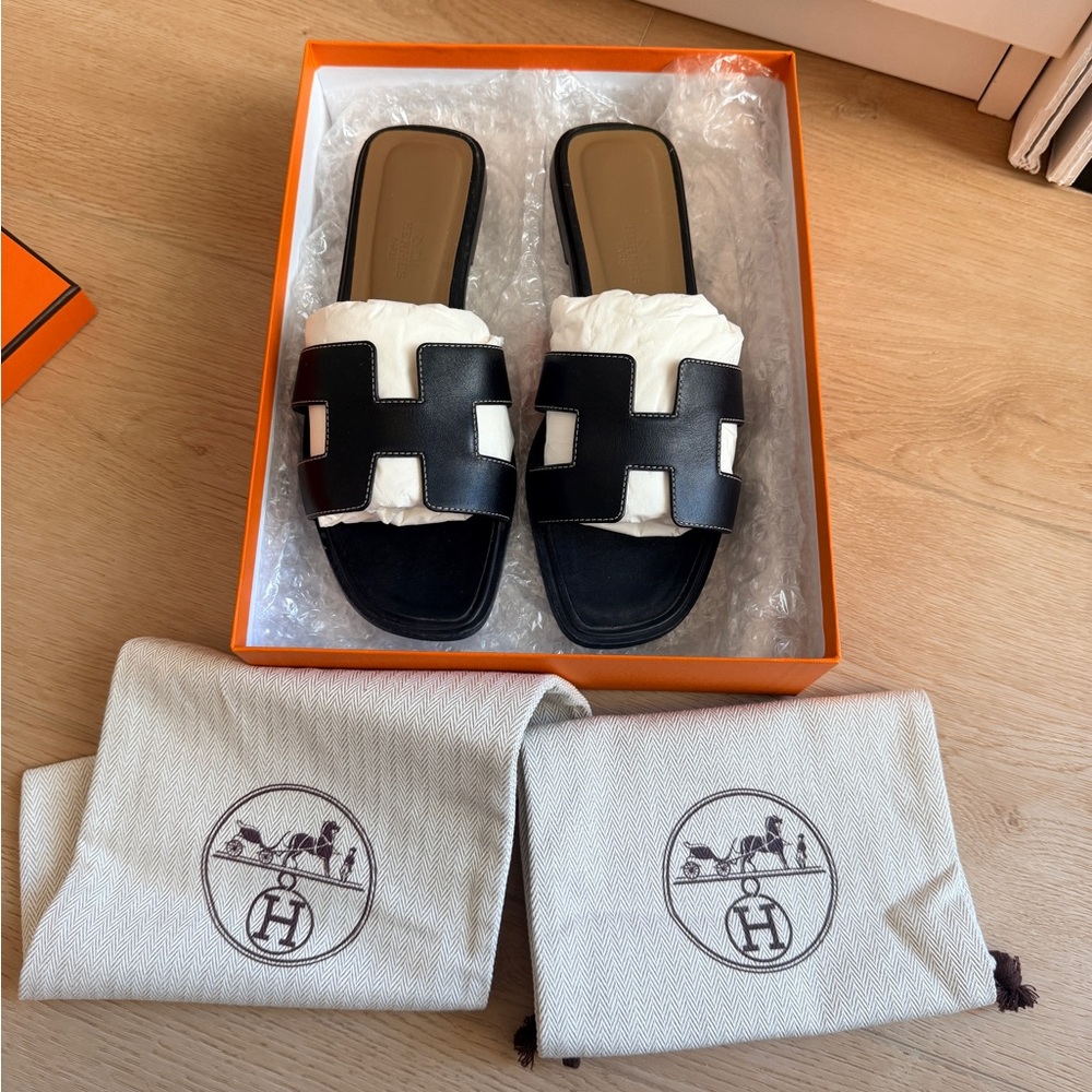 Authentic Hermes Oran Sandals - Black - 38.5 (Fits 7.5!) - Picture 13 of 14